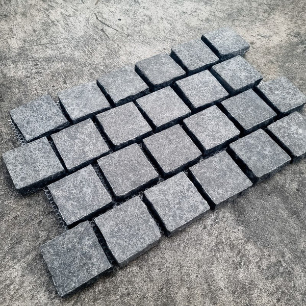 Black Flamed Granite Cobbles on Mesh – 600 x 390 x 30mm