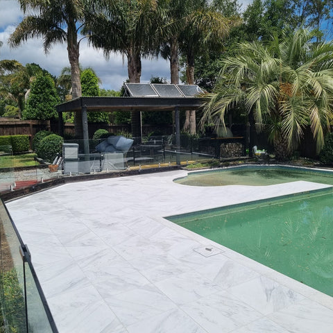 Carrara Porcelain Rebated Coping – 600(A) x 400 x 40/20mm