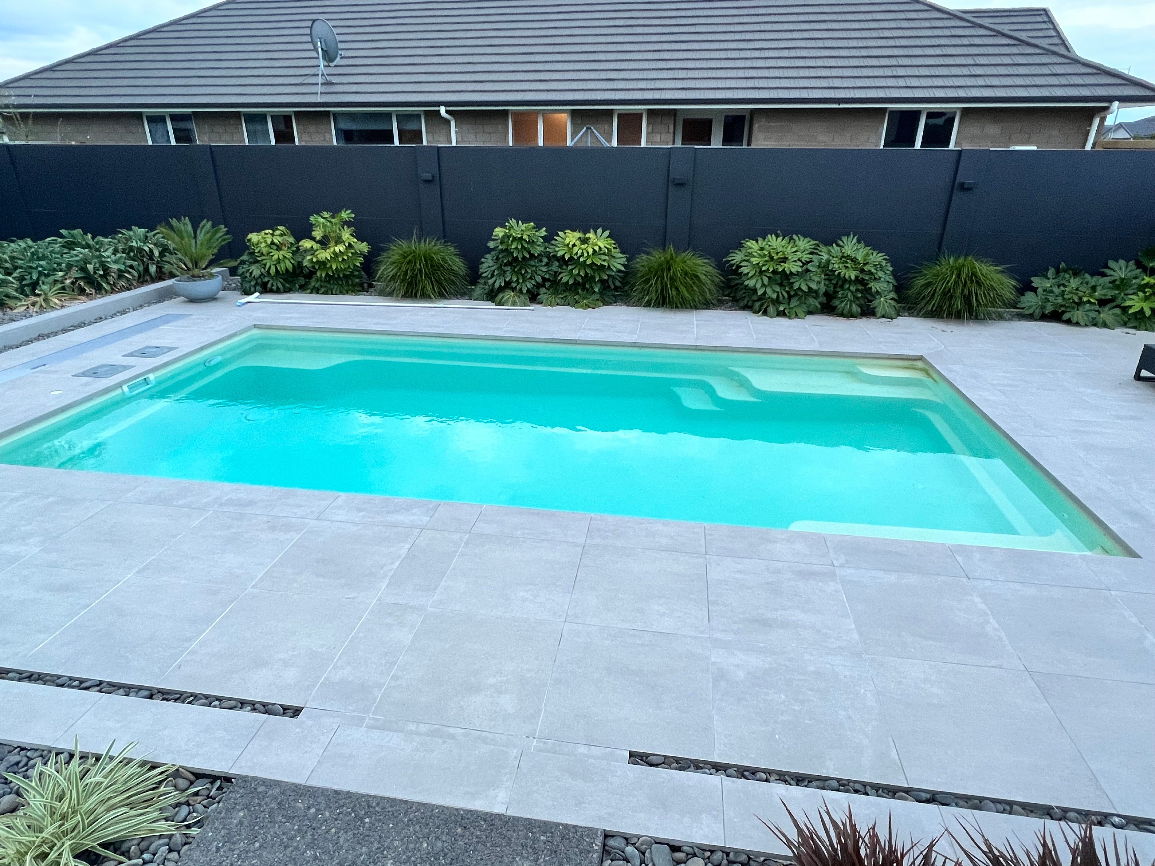 Oxide natural 600 x 600 x 20 tile