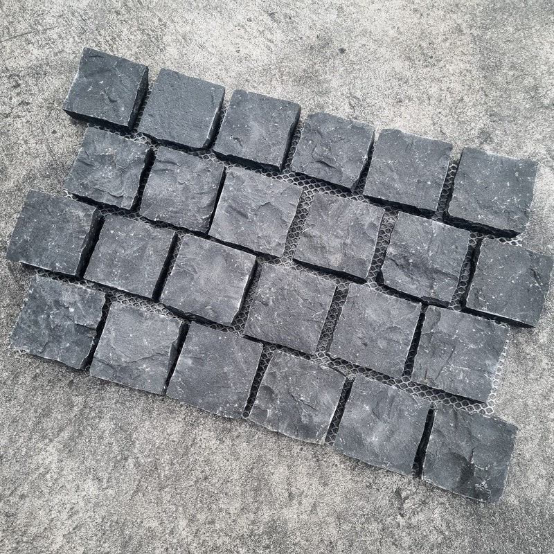 Basalt Natural Split Cobbles on Mesh – 600 x 390 x 30mm (per m²)