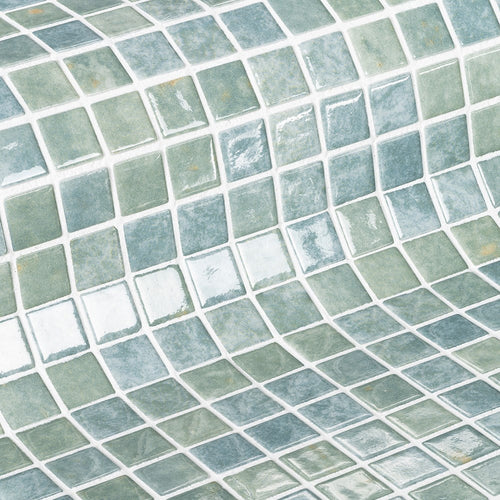 Ezarri Peridot Glass Mosaic – 25 x 25mm
