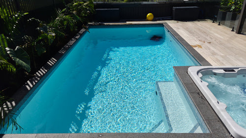 Black Granite Bullnose Coping (Flamed) – 400(B) x 400 x 40mm