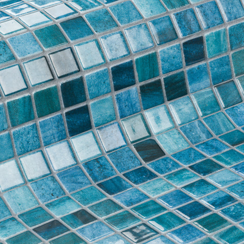 Ezarri Kyanite Glass Mosaic – 25 x 25mm