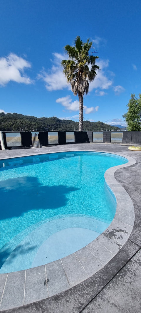 Grey Granite Bullnose Coping (Flamed) – 600(B) x 400 x 40mm